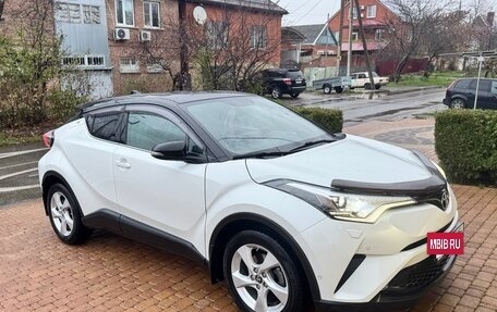 Toyota C-HR I рестайлинг, 2018 год, 2 100 000 рублей, 6 фотография