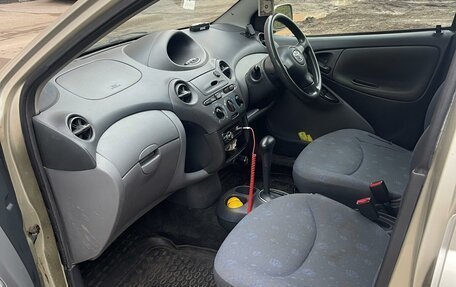 Toyota Vitz, 2002 год, 240 000 рублей, 7 фотография