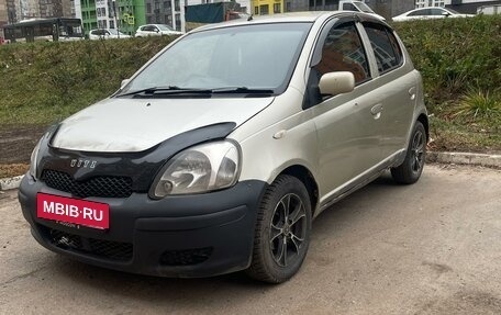 Toyota Vitz, 2002 год, 240 000 рублей, 2 фотография