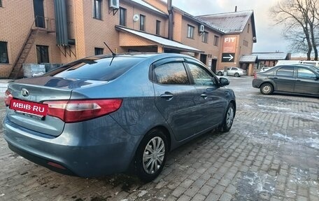 KIA Rio III рестайлинг, 2013 год, 730 000 рублей, 4 фотография