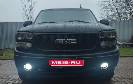 GMC Yukon III, 2002 год, 800 000 рублей, 3 фотография