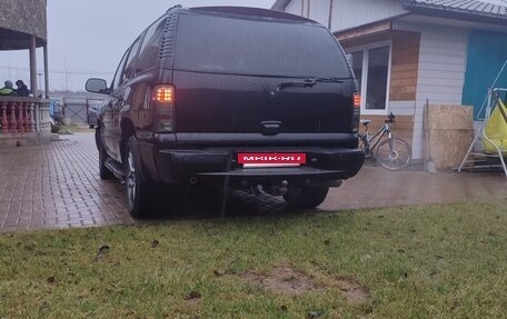 GMC Yukon III, 2002 год, 800 000 рублей, 15 фотография