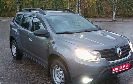 Renault Duster, 2021 год, 1 800 000 рублей, 1 фотография