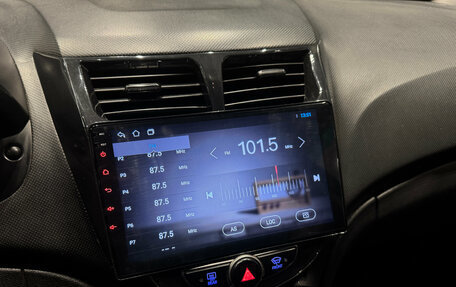 Hyundai Solaris II рестайлинг, 2016 год, 850 000 рублей, 18 фотография