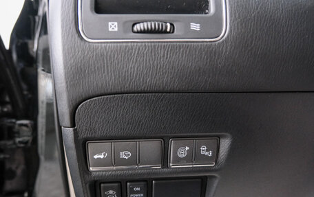 Nissan Patrol, 2014 год, 2 899 000 рублей, 19 фотография