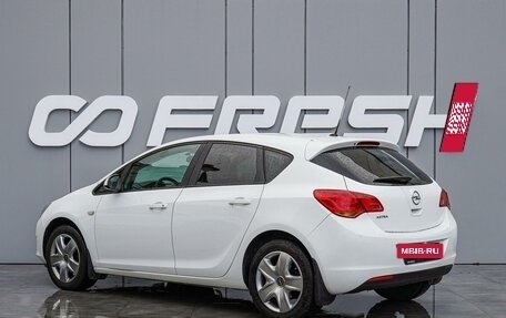 Opel Astra J, 2011 год, 760 000 рублей, 2 фотография