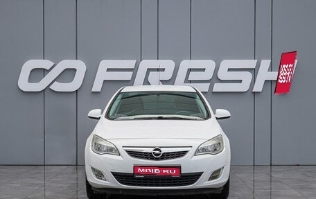 Opel Astra J, 2011 год, 760 000 рублей, 3 фотография