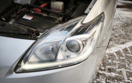 Toyota Prius, 2015 год, 1 650 000 рублей, 12 фотография