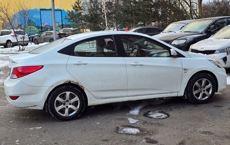 Hyundai Solaris II рестайлинг, 2013 год, 650 000 рублей, 6 фотография