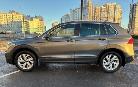 Volkswagen Tiguan II, 2021 год, 3 200 000 рублей, 5 фотография