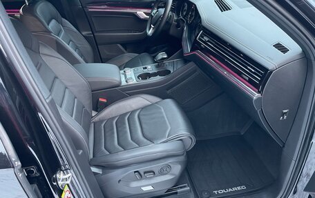 Volkswagen Touareg III, 2019 год, 6 200 000 рублей, 13 фотография