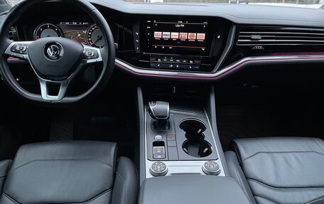 Volkswagen Touareg III, 2019 год, 6 200 000 рублей, 12 фотография