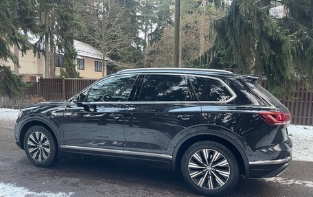 Volkswagen Touareg III, 2019 год, 6 200 000 рублей, 24 фотография