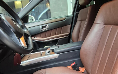 Mercedes-Benz E-Класс, 2014 год, 2 500 000 рублей, 14 фотография