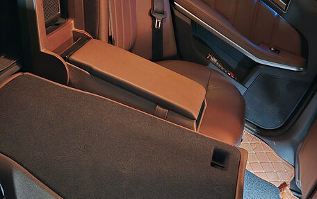 Mercedes-Benz E-Класс, 2014 год, 2 500 000 рублей, 24 фотография