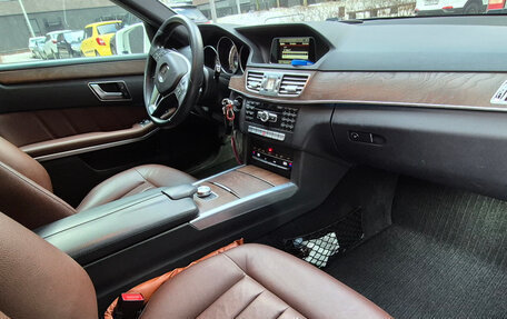 Mercedes-Benz E-Класс, 2014 год, 2 500 000 рублей, 18 фотография