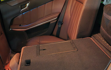 Mercedes-Benz E-Класс, 2014 год, 2 500 000 рублей, 25 фотография