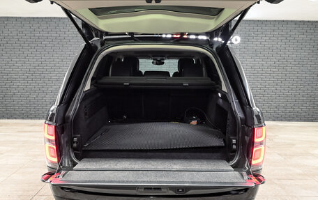 Land Rover Range Rover IV рестайлинг, 2018 год, 5 900 000 рублей, 7 фотография