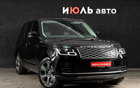 Land Rover Range Rover IV рестайлинг, 2018 год, 5 900 000 рублей, 4 фотография