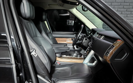 Land Rover Range Rover IV рестайлинг, 2018 год, 5 900 000 рублей, 12 фотография