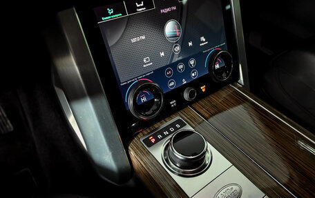 Land Rover Range Rover IV рестайлинг, 2018 год, 5 900 000 рублей, 16 фотография