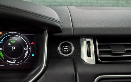 Land Rover Range Rover IV рестайлинг, 2018 год, 5 900 000 рублей, 17 фотография