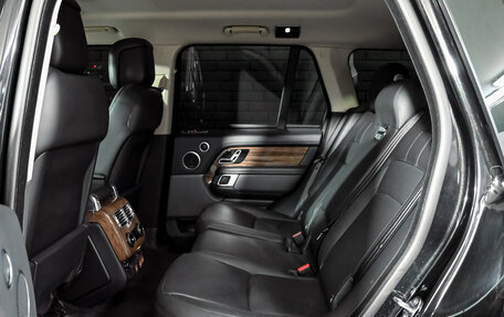 Land Rover Range Rover IV рестайлинг, 2018 год, 5 900 000 рублей, 21 фотография