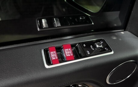 Land Rover Range Rover IV рестайлинг, 2018 год, 5 900 000 рублей, 14 фотография