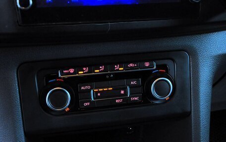 Volkswagen Amarok I рестайлинг, 2013 год, 1 200 000 рублей, 14 фотография