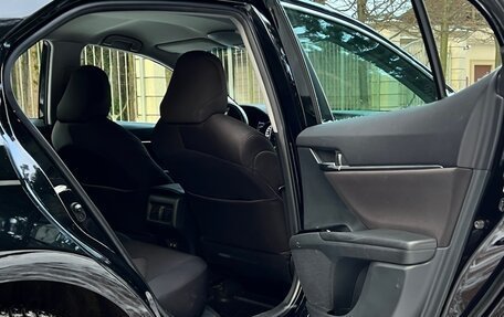 Toyota Camry, 2018 год, 2 190 000 рублей, 16 фотография