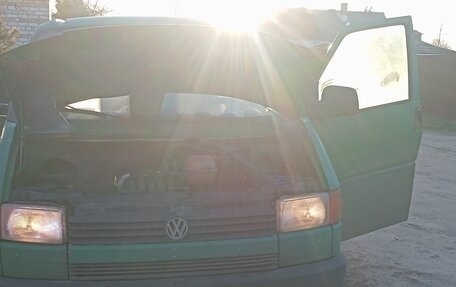 Volkswagen Transporter T4, 1992 год, 450 000 рублей, 1 фотография