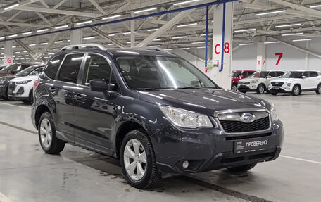 Subaru Forester, 2015 год, 1 830 000 рублей, 3 фотография