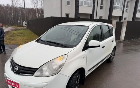 Nissan Note II рестайлинг, 2011 год, 700 000 рублей, 1 фотография
