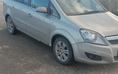 Opel Zafira B, 2009 год, 765 000 рублей, 1 фотография