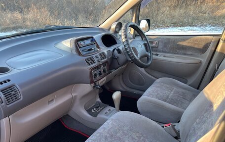 Toyota Corolla Spacio II, 1998 год, 415 000 рублей, 22 фотография