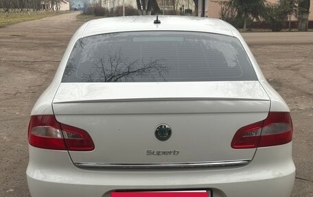 Skoda Superb III рестайлинг, 2010 год, 890 000 рублей, 4 фотография