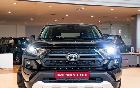 Toyota RAV4, 2025 год, 4 590 000 рублей, 2 фотография