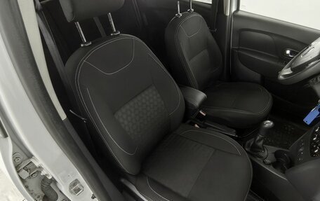 Renault Logan II, 2016 год, 530 000 рублей, 20 фотография