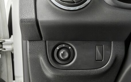 Renault Logan II, 2016 год, 530 000 рублей, 16 фотография