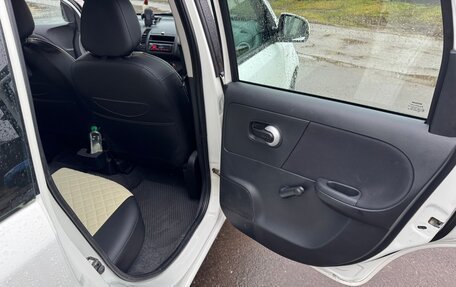 Nissan Note II рестайлинг, 2011 год, 700 000 рублей, 12 фотография