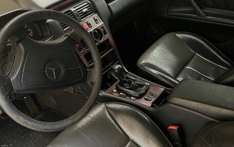 Mercedes-Benz E-Класс, 1997 год, 145 000 рублей, 11 фотография