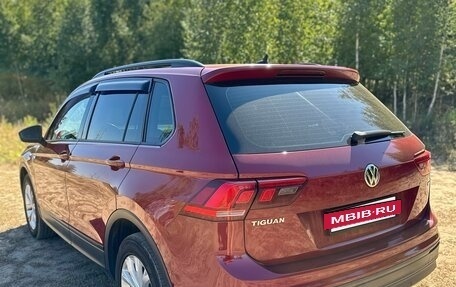 Volkswagen Tiguan II, 2017 год, 1 870 000 рублей, 2 фотография