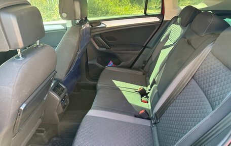 Volkswagen Tiguan II, 2017 год, 1 870 000 рублей, 6 фотография