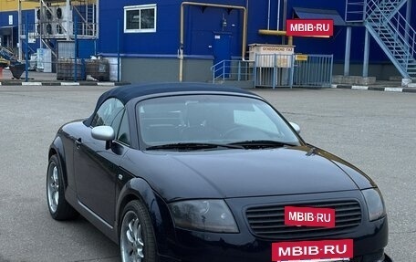 Audi TT, 2003 год, 899 000 рублей, 2 фотография