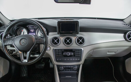 Mercedes-Benz GLA, 2015 год, 2 040 000 рублей, 13 фотография