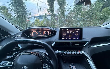 Peugeot 5008 II, 2018 год, 1 950 000 рублей, 11 фотография