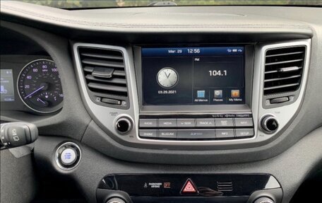 Hyundai Tucson III, 2017 год, 1 900 000 рублей, 3 фотография