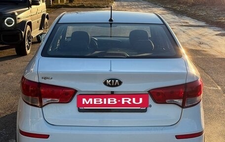 KIA Rio III рестайлинг, 2015 год, 930 000 рублей, 6 фотография