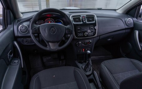 Renault Sandero II рестайлинг, 2016 год, 889 000 рублей, 6 фотография