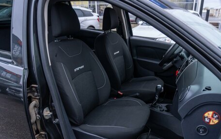 Renault Sandero II рестайлинг, 2016 год, 889 000 рублей, 8 фотография